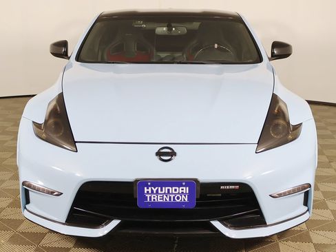 Used 2016 Nissan 370Z NISMO RWD image 9