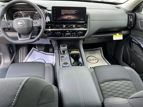New 2026 Nissan Pathfinder SV AWD/4WD image 30