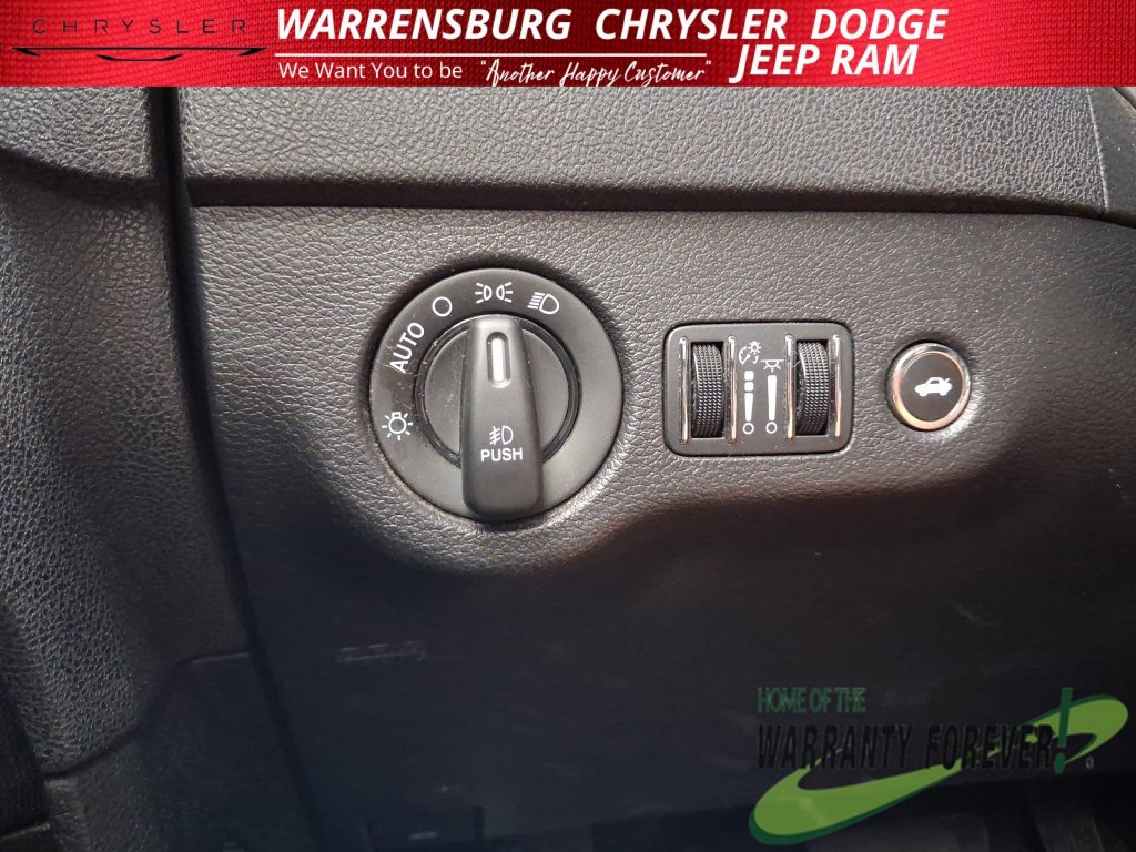 Used 2022 Dodge Charger SXT w/ Blacktop Package AWD/4WD image 29