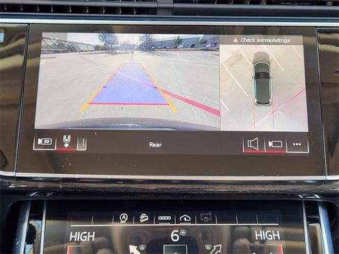 Used 2022 Audi Q7 3.0T Premium Plus image 17