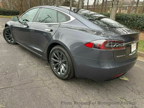 Used 2018 Tesla Model S 100D image 4