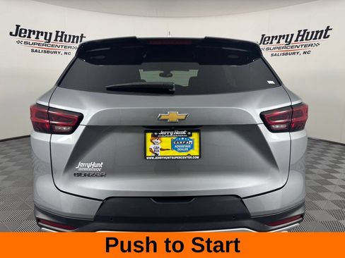 Used 2024 Chevrolet Blazer LT w/ Convenience Package FWD image 8