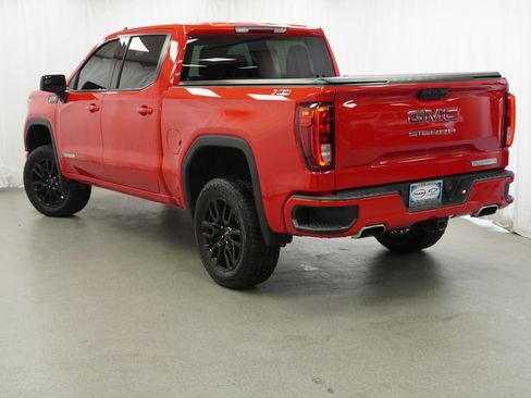 Used 2024 GMC Sierra 1500 Elevation w/ X31 Off-Road Package AWD/4WD image 5