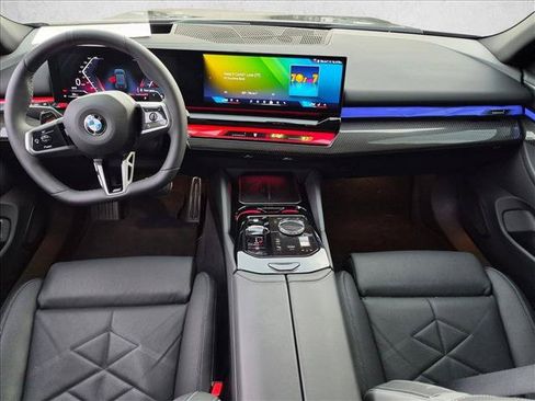 Used 2026 BMW 540i xDrive w/ Executive Package AWD/4WD image 16