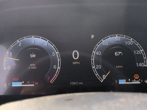 New 2025 Jeep Grand Cherokee Laredo image 15