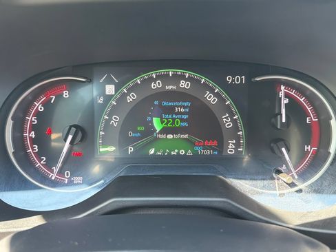 Used 2025 Toyota RAV4 LE AWD/4WD image 18