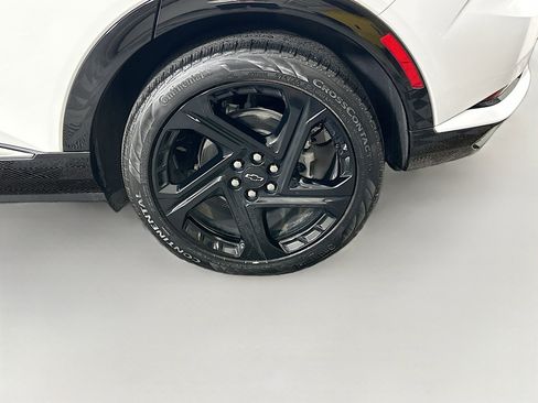 Used 2024 Chevrolet Equinox EV RS image 11