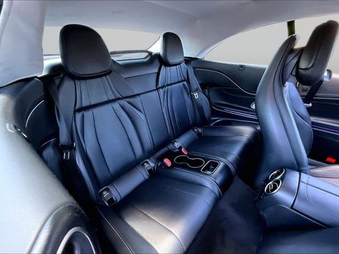 Used 2025 Mercedes-Benz CLE 300 4MATIC Cabriolet image 18