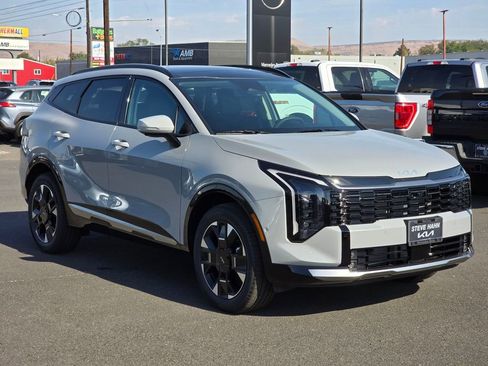 New 2026 Kia Sportage SX image 7