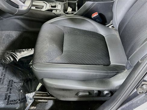 Used 2023 Subaru Forester Premium AWD/4WD image 18
