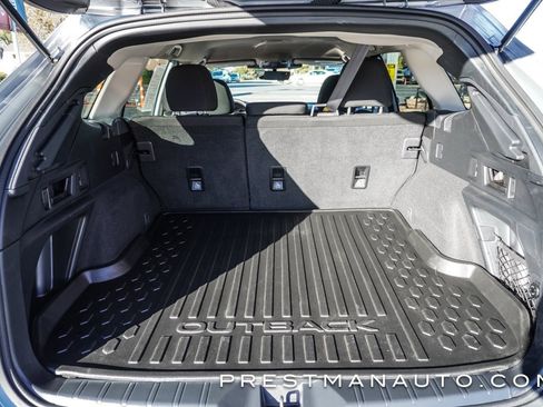 Used 2025 Subaru Outback Premium image 15