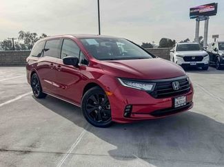 Used 2024 Honda Odyssey Sport video 2