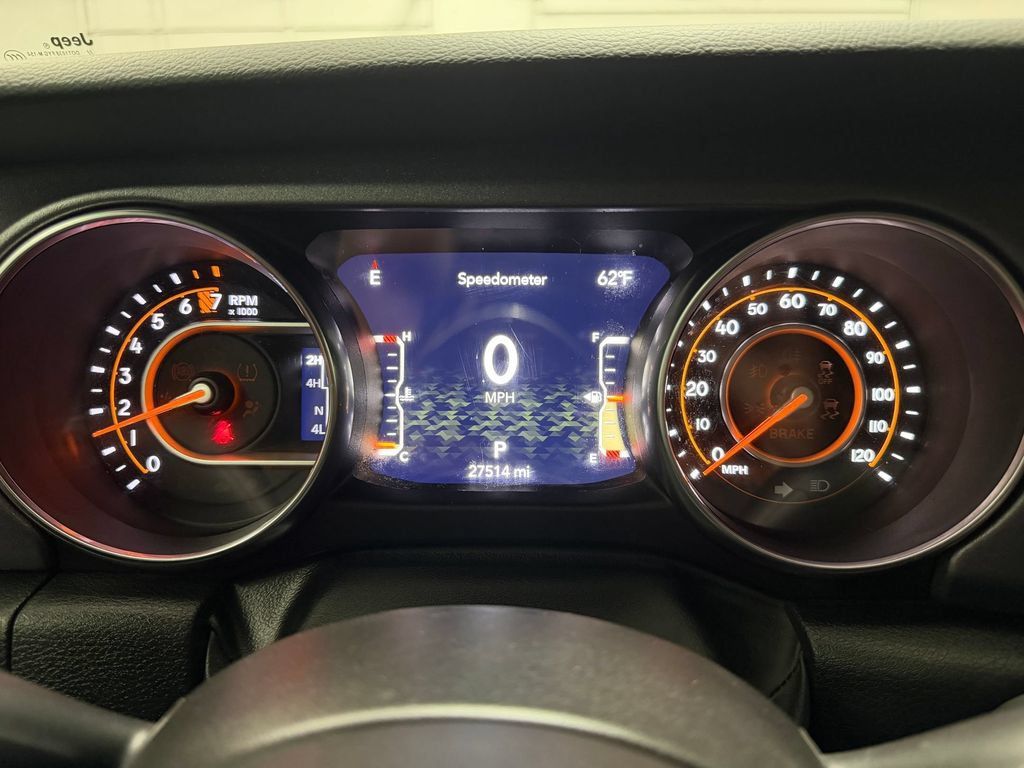 Used 2023 Jeep Gladiator Mojave w/ Cold Weather Group AWD/4WD image 23