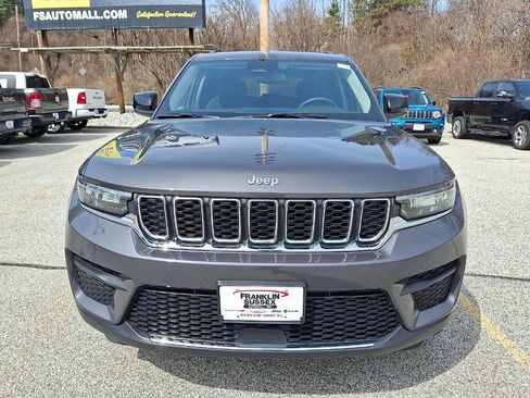 Certified 2023 Jeep Grand Cherokee Laredo w/ Luxury Tech Group I image 29