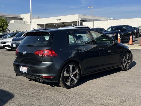Used 2017 Volkswagen GTI Autobahn image 24