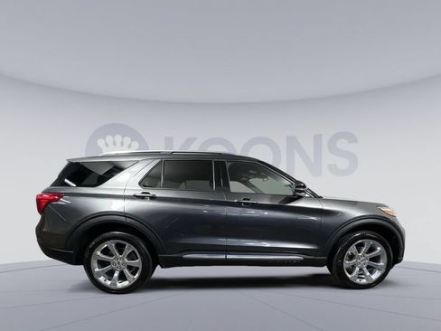 Used 2020 Ford Explorer Platinum w/ Premium Technology Package AWD/4WD image 12