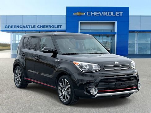 Used 2017 Kia Soul ! FWD image 1