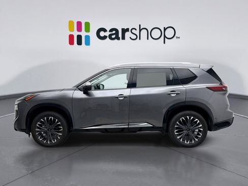 Used 2026 Nissan Rogue Platinum w/ Platinum Premium Package AWD/4WD image 2