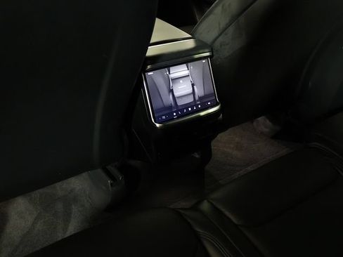 Used 2023 Tesla Model X AWD/4WD image 34