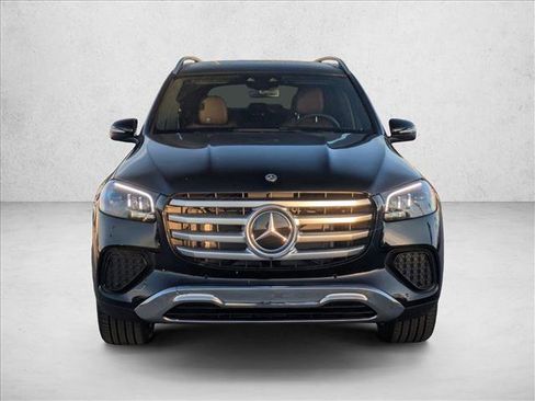 New 2026 Mercedes-Benz GLS 450 4MATIC image 2