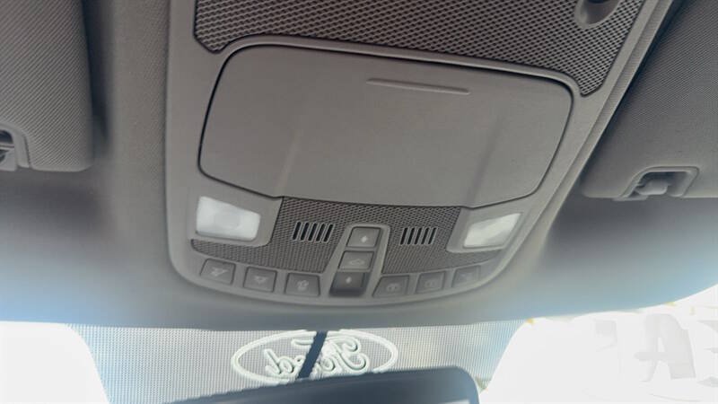 Used 2017 Ford F150 Lariat AWD/4WD image 23