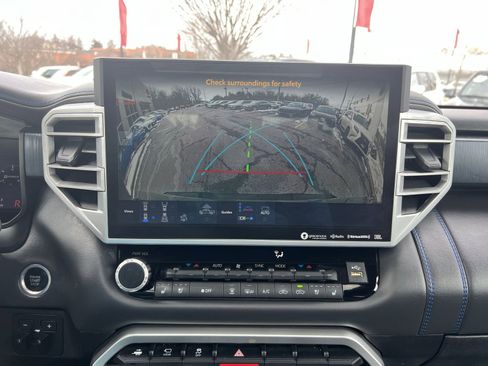 Used 2024 Toyota Tundra Platinum image 19
