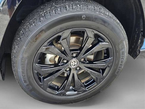 Used 2022 Toyota RAV4 XSE AWD/4WD image 22