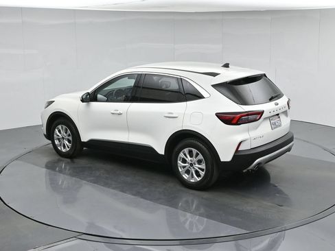 Used 2023 Ford Escape Active w/ Tech Pack #2 FWD image 42
