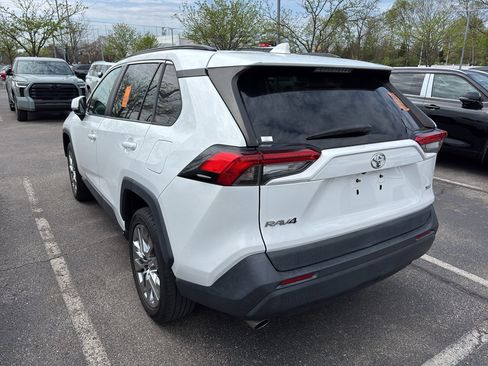 Certified 2020 Toyota RAV4 XLE Premium image 3