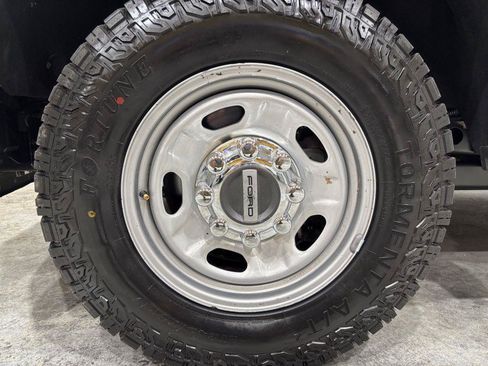 Used 2017 Ford F250 XL w/ Power Equipment Group RWD image 25