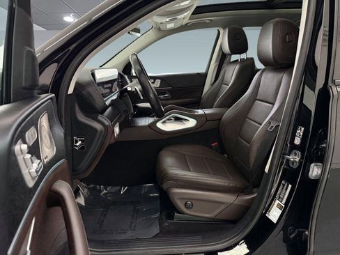 Used 2023 Mercedes-Benz GLS 450 4MATIC w/ AMG Line Exterior image 5