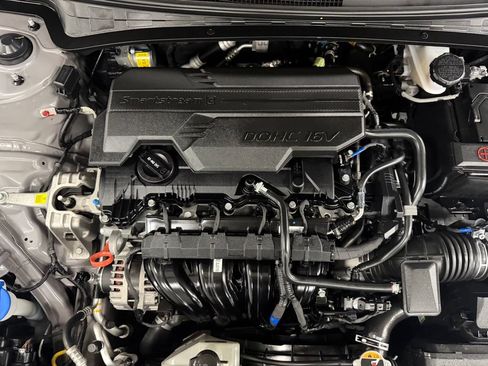 Certified 2024 Hyundai Elantra SEL FWD image 9