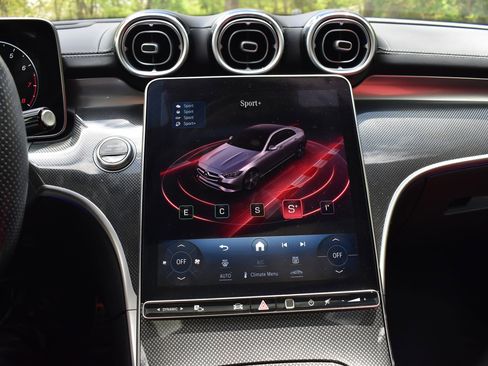 Used 2023 Mercedes-Benz C 300 4MATIC Sedan w/ Pinnacle Trim Package image 31