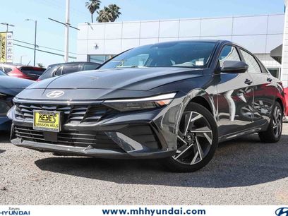 Certified 2025 Hyundai Elantra SEL