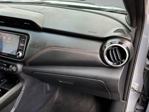 Used 2023 Nissan Kicks SR FWD image 27