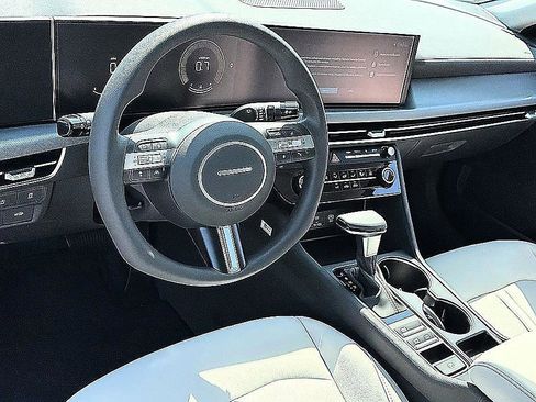 New 2026 Hyundai Sonata SE FWD image 6