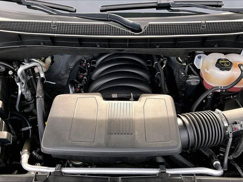 Used 2024 Chevrolet Tahoe RST w/ Luxury Package image 31