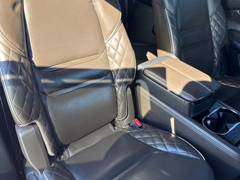 Used 2022 MAZDA CX-9 Signature image 17