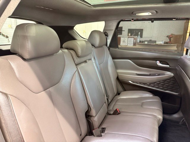 Used 2019 Hyundai Santa Fe Limited AWD/4WD image 25