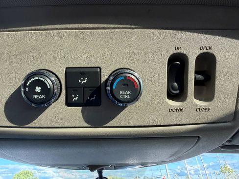 Used 2011 Nissan Armada SL w/ DVD FES Pkg AWD/4WD image 60