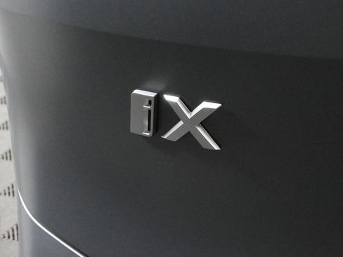 Used 2026 BMW iX xDrive45 w/ M Sport Package image 39