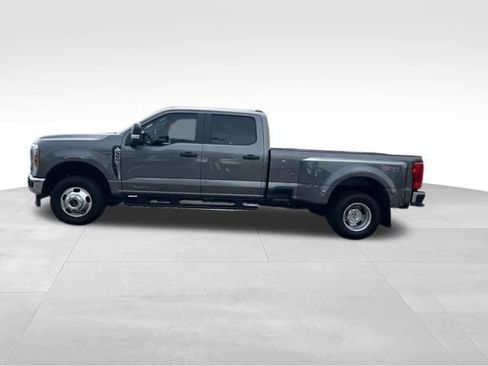 Used 2025 Ford F350 XL AWD/4WD image 4