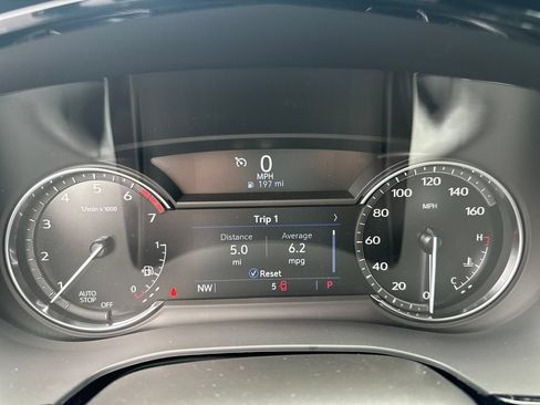 New 2026 Cadillac XT5 Luxury w/ LPO, ONYX Package FWD image 16