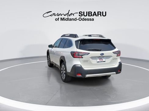 Used 2025 Subaru Outback Limited AWD/4WD image 6