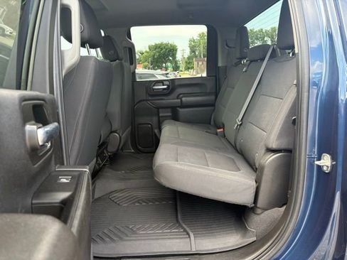 Used 2022 Chevrolet Silverado 2500 Custom w/ Custom Convenience Package AWD/4WD image 24