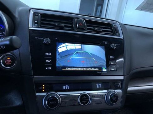 Used 2017 Subaru Outback 3.6R Touring AWD/4WD image 28
