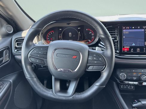 Used 2025 Dodge Durango GT AWD/4WD image 25