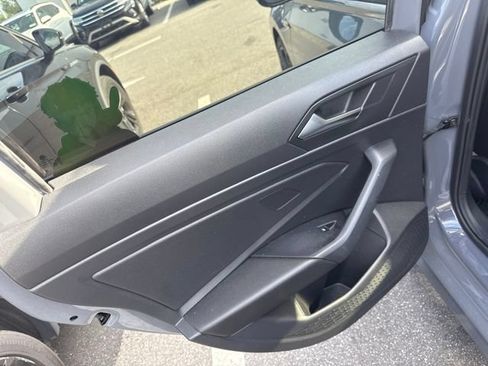 Used 2022 Volkswagen Jetta GLI Autobahn FWD image 14