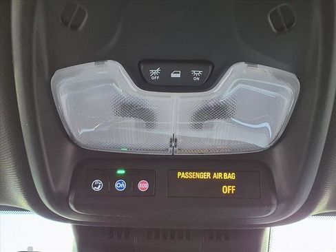 New 2026 GMC Canyon Elevation w/ Convenience Package image 17