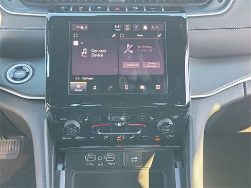 New 2025 Jeep Grand Cherokee L Altitude image 26